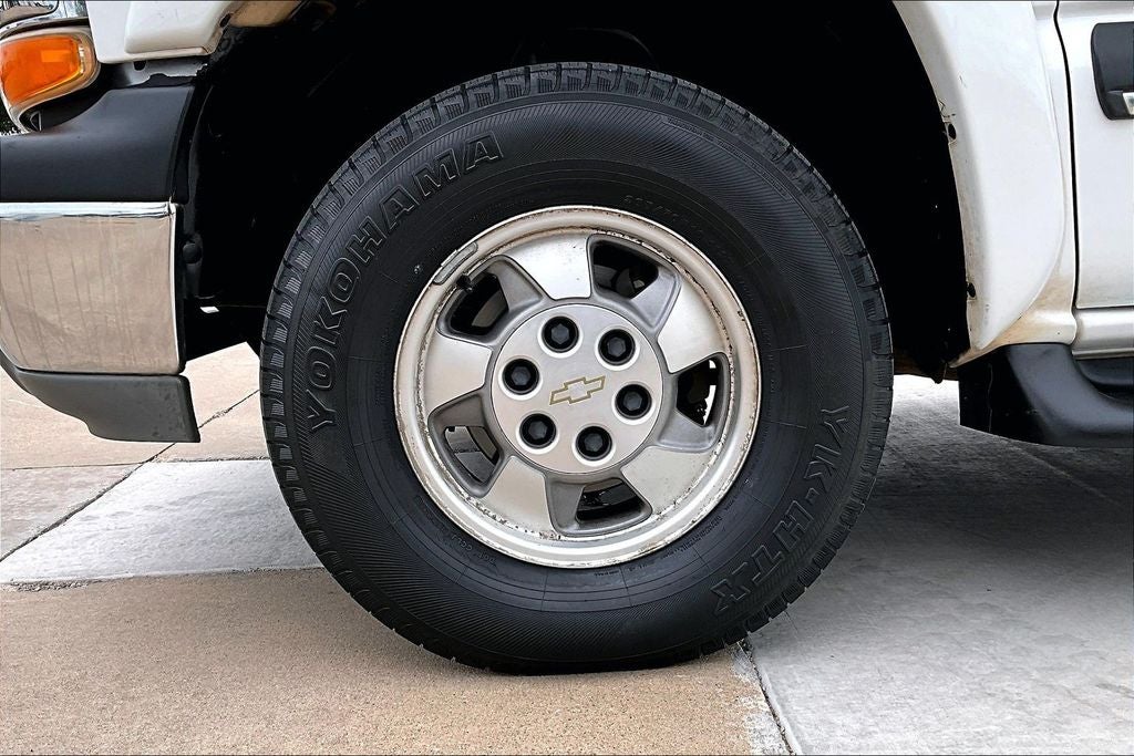 2003 Chevrolet Tahoe LS