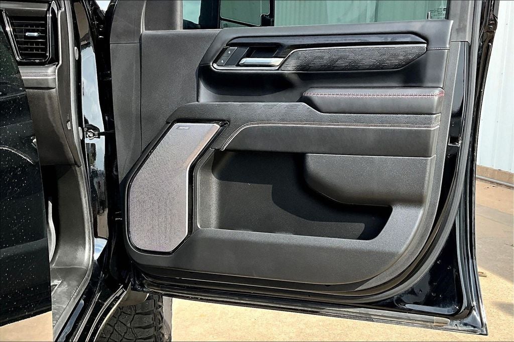 2025 GMC Sierra 2500HD AT4X