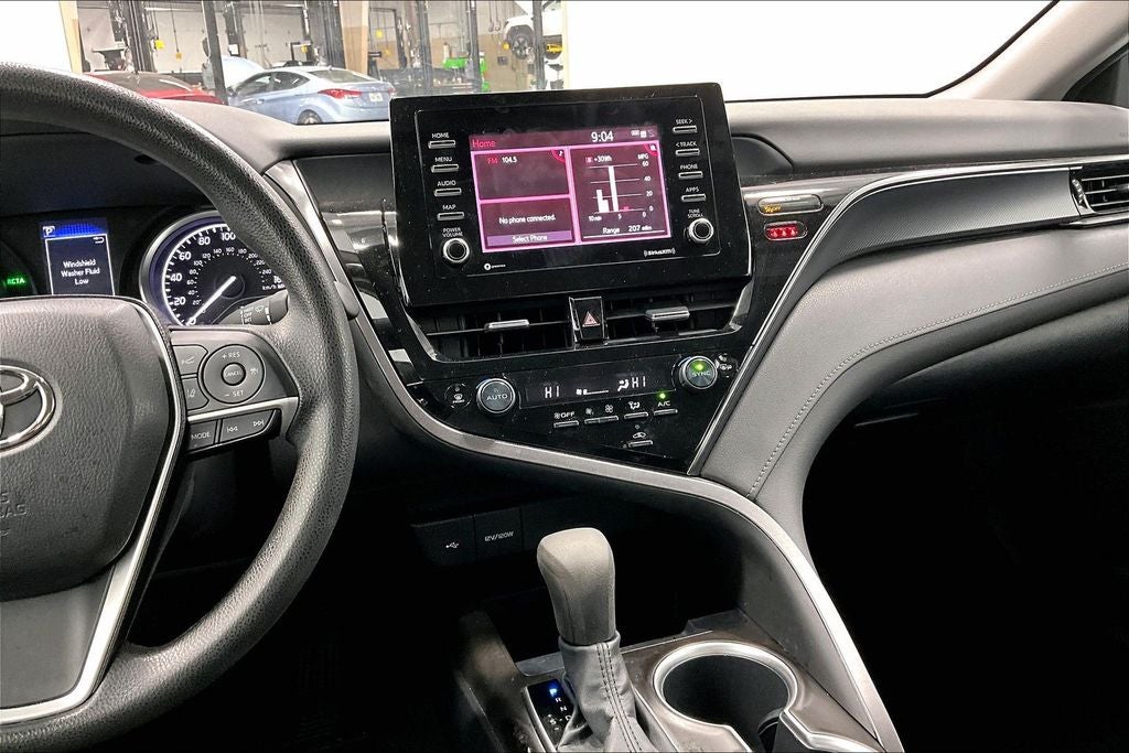 2023 Toyota Camry Hybrid LE