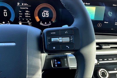 2026 Hyundai Santa Fe SE FWD