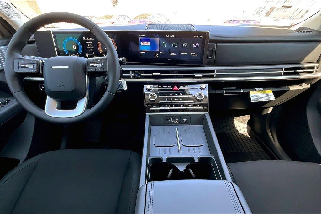 2026 Hyundai Santa Fe SE FWD