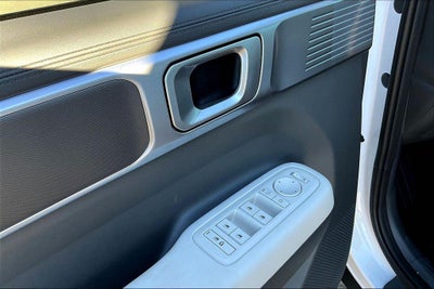 2026 Hyundai Santa Fe SE FWD