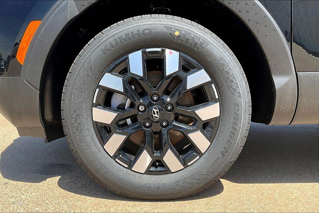 2025 Hyundai Santa Cruz SE FWD
