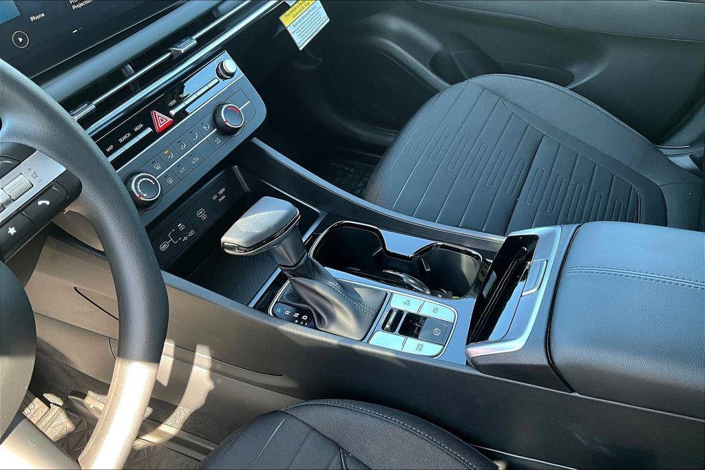 2025 Hyundai Santa Cruz SE FWD