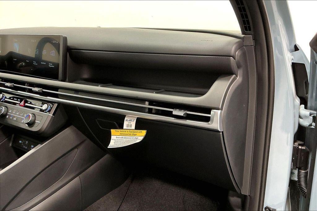 2027 Hyundai Santa Cruz SE FWD