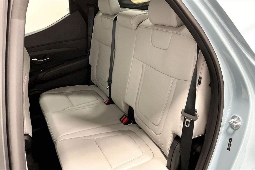 2027 Hyundai Santa Cruz SE FWD
