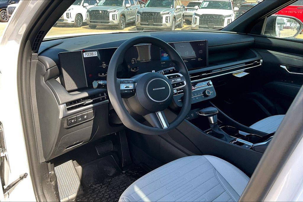 2025 Hyundai Santa Cruz SE FWD