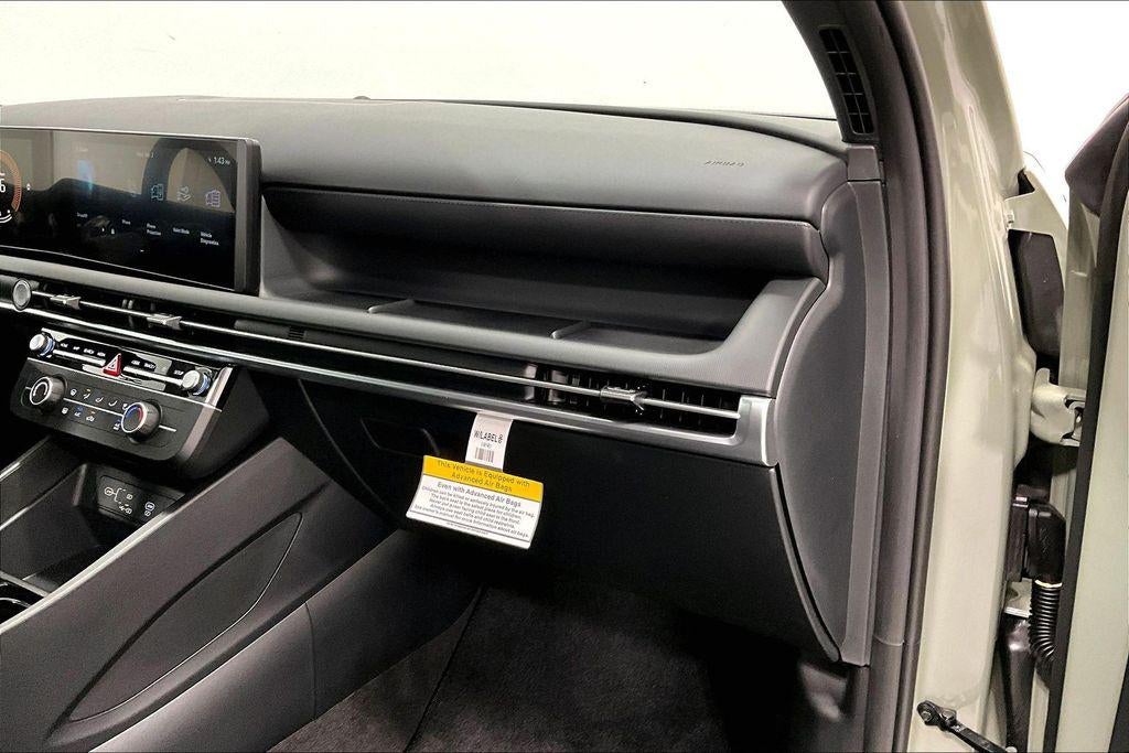 2026 Hyundai Santa Cruz SE AWD
