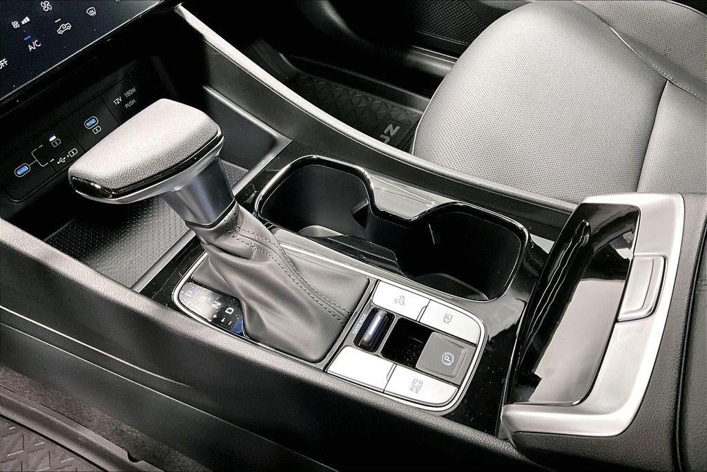 2026 Hyundai Santa Cruz SEL FWD