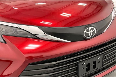 2026 Toyota Sienna XLE 8 Passenger