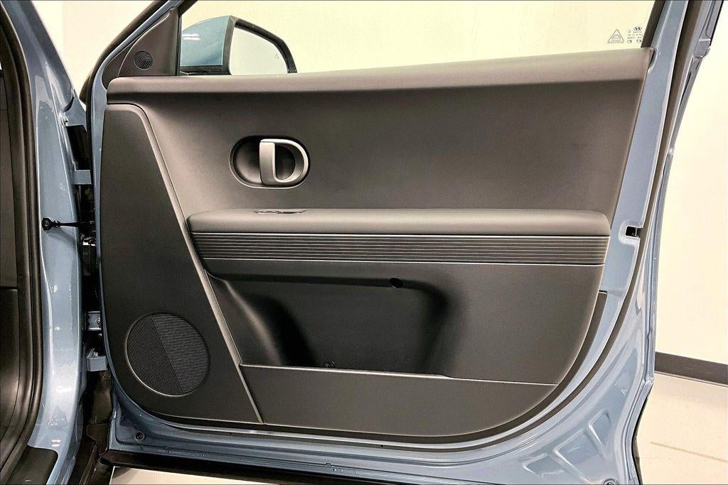 2026 Hyundai IONIQ 5 SE Standard Range