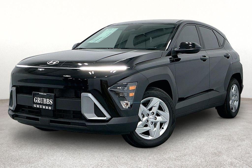 2027 Hyundai Kona SE FWD