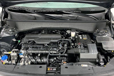 2027 Hyundai Kona SE FWD