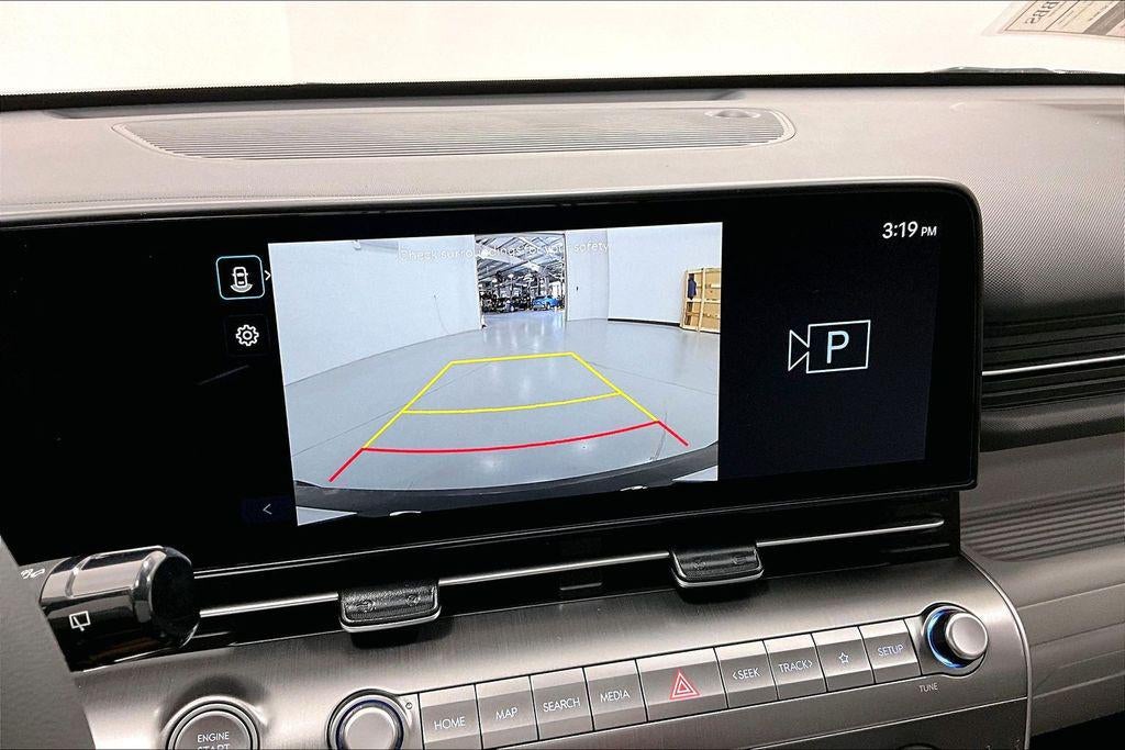 2026 Hyundai Kona SE FWD