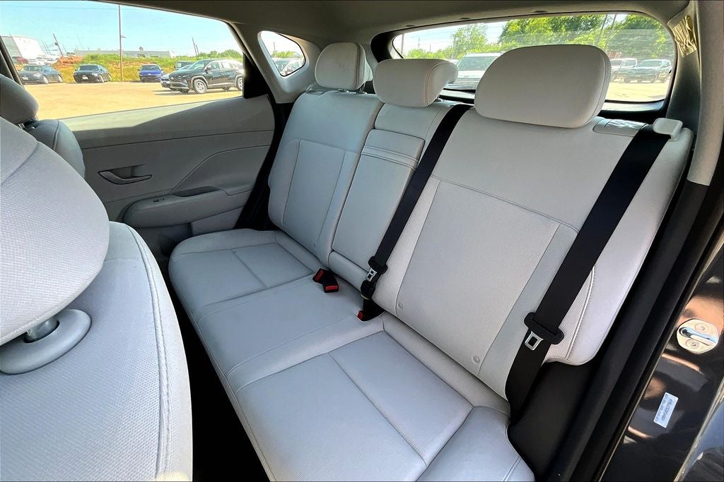 2025 Hyundai Kona SE