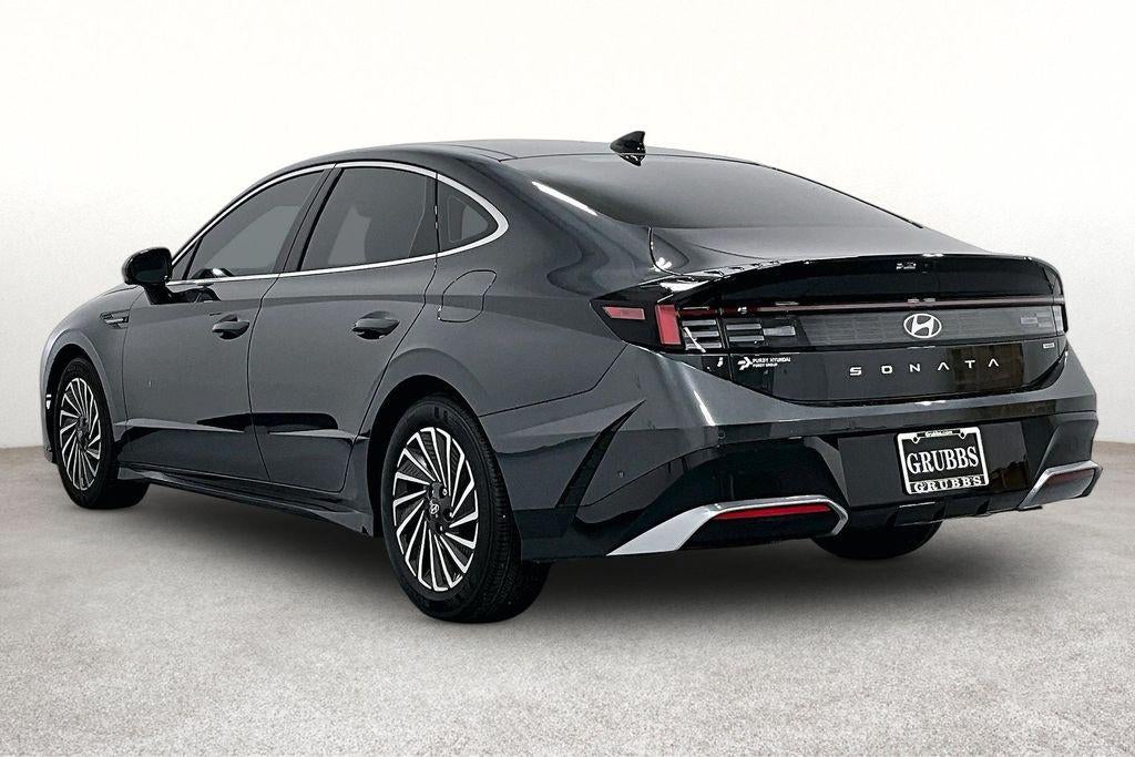 2026 Hyundai Sonata Hybrid Limited