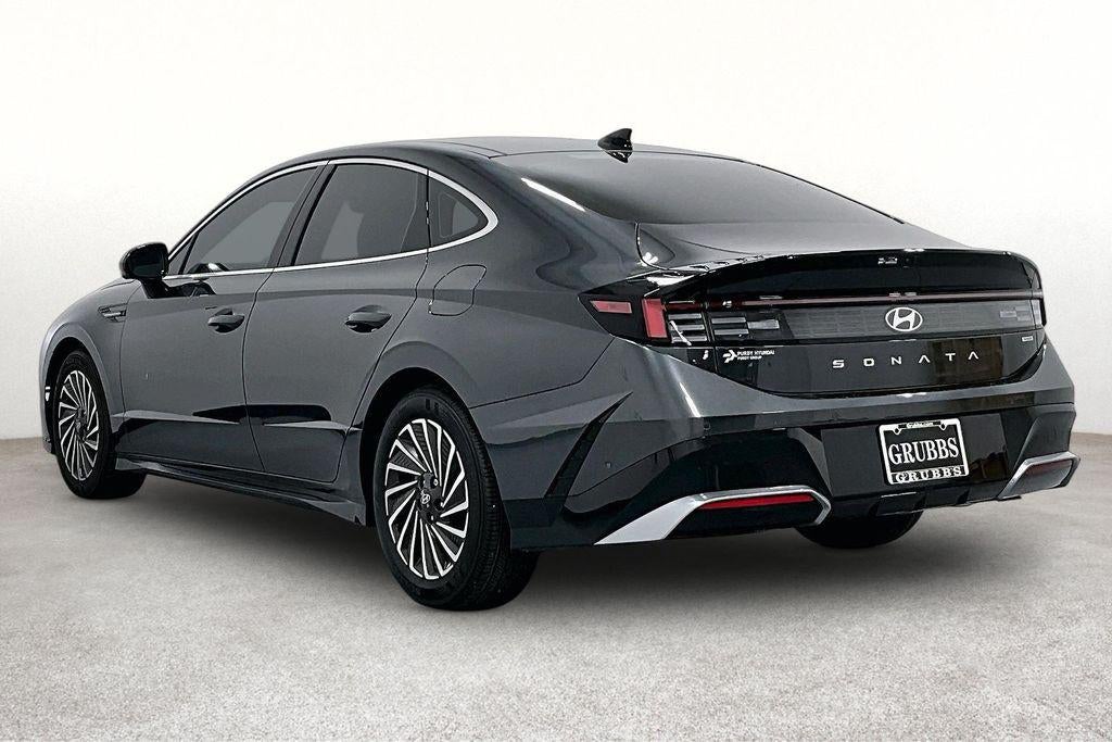 2026 Hyundai Sonata Hybrid Limited