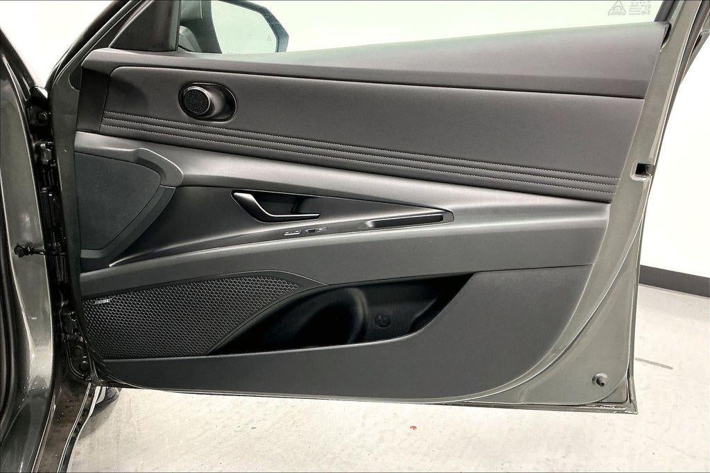 2026 Hyundai Elantra Hybrid Limited