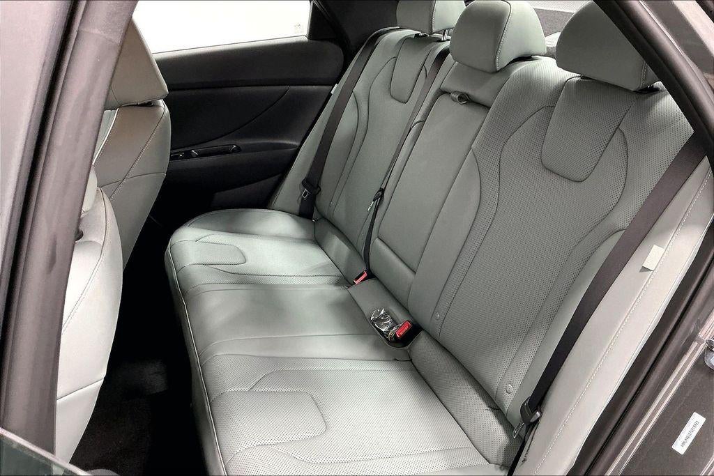 2026 Hyundai Elantra Hybrid Limited
