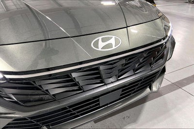 2026 Hyundai Elantra Hybrid Limited