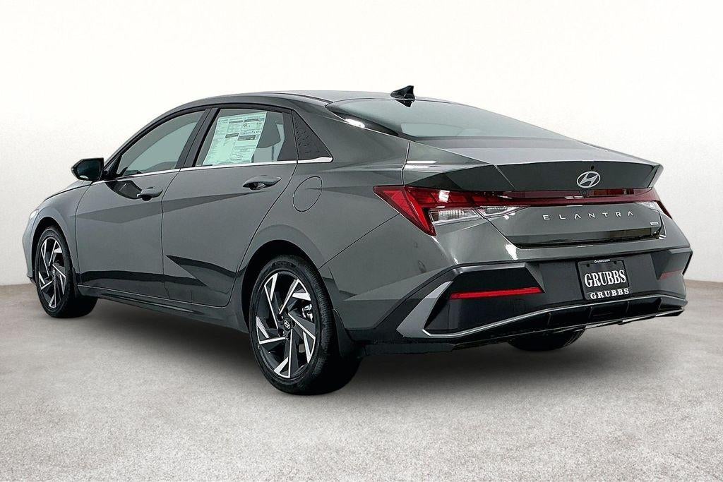 2026 Hyundai Elantra Hybrid Limited