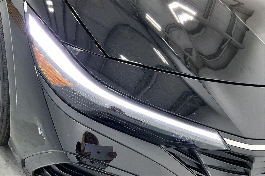 2026 Hyundai Elantra Hybrid Limited