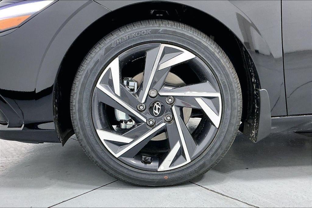 2026 Hyundai Elantra Hybrid Limited