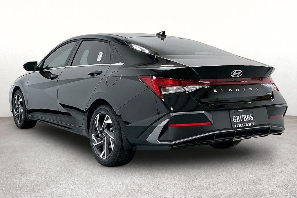 2026 Hyundai Elantra Hybrid Limited
