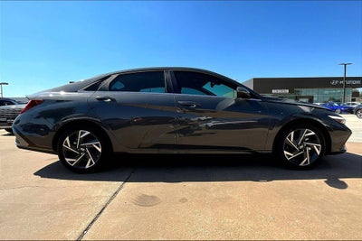 2025 Hyundai Elantra Limited