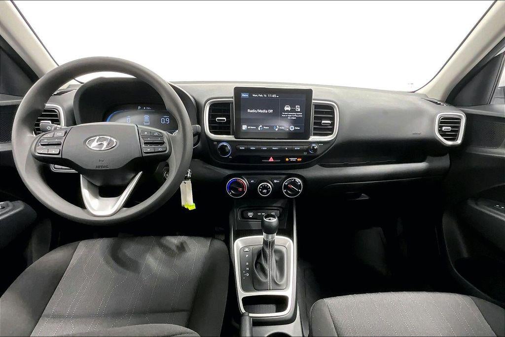 2026 Hyundai Venue SE