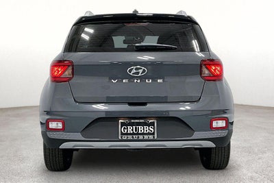 2026 Hyundai Venue SEL w/Two-Tone Roof