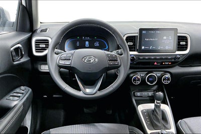 2026 Hyundai Venue SEL w/Two-Tone Roof