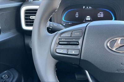 2026 Hyundai Venue SEL w/Two-Tone Roof