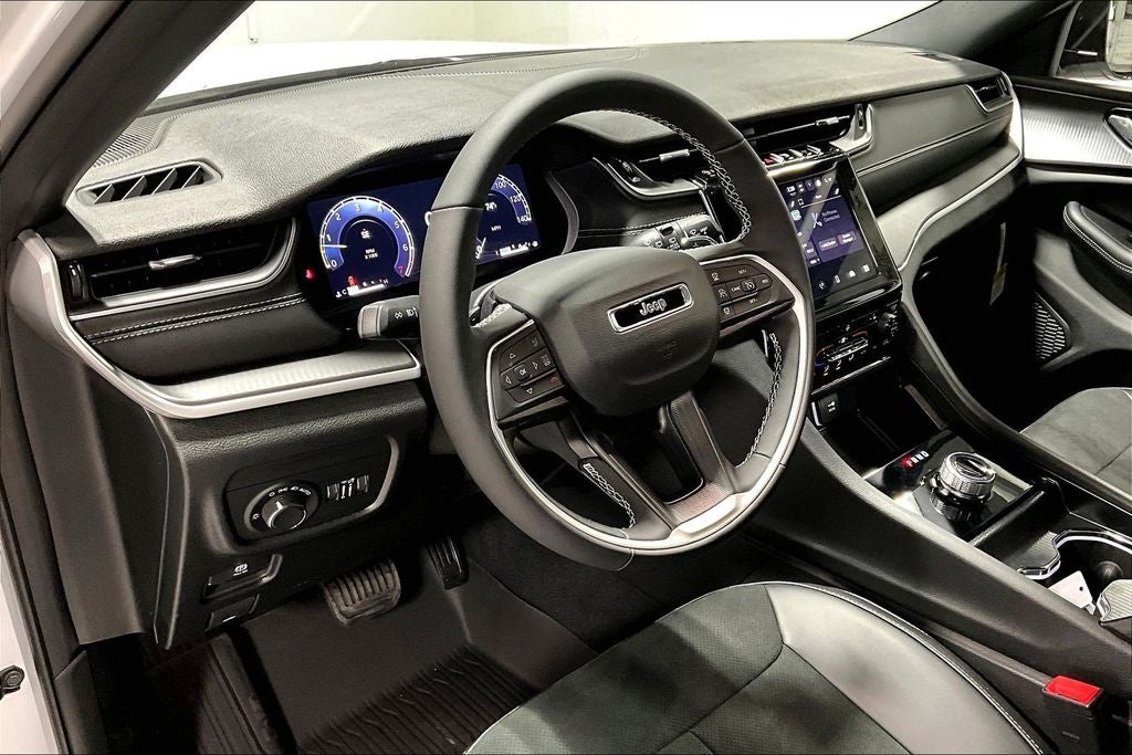 2025 Jeep Grand Cherokee GRAND CHEROKEE ALTITUDE X 4X2