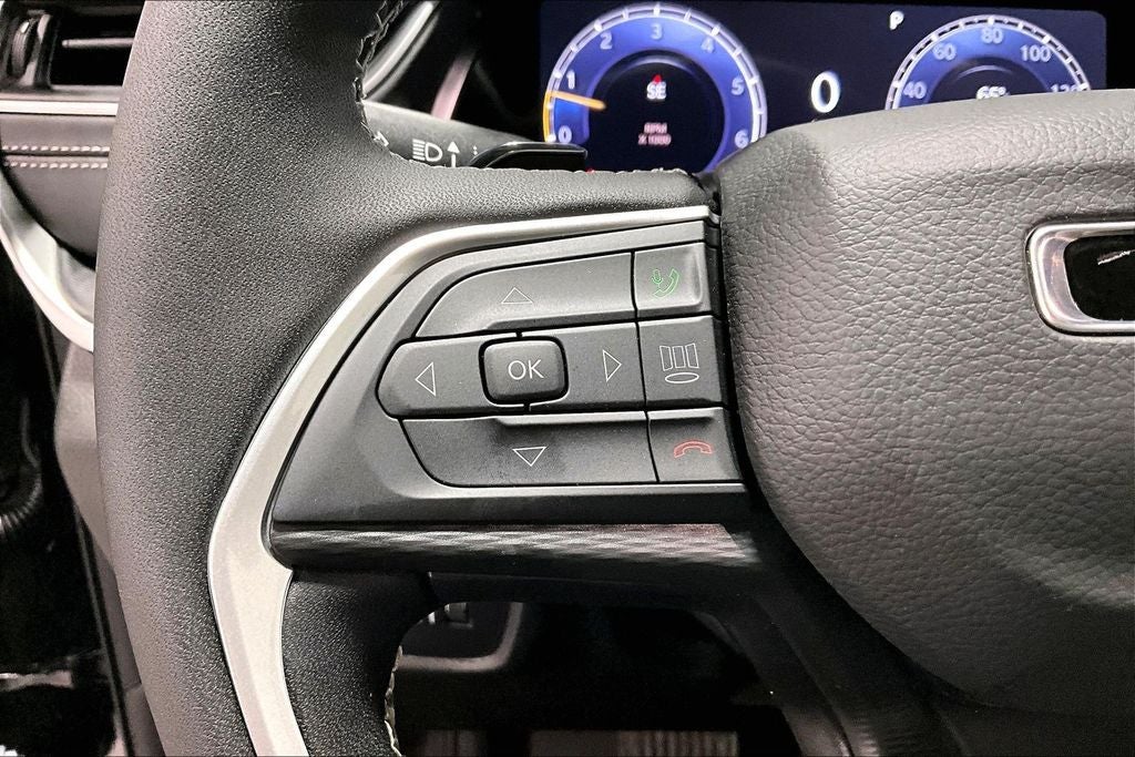 2026 Jeep Grand Cherokee GRAND CHEROKEE LAREDO X 4X2