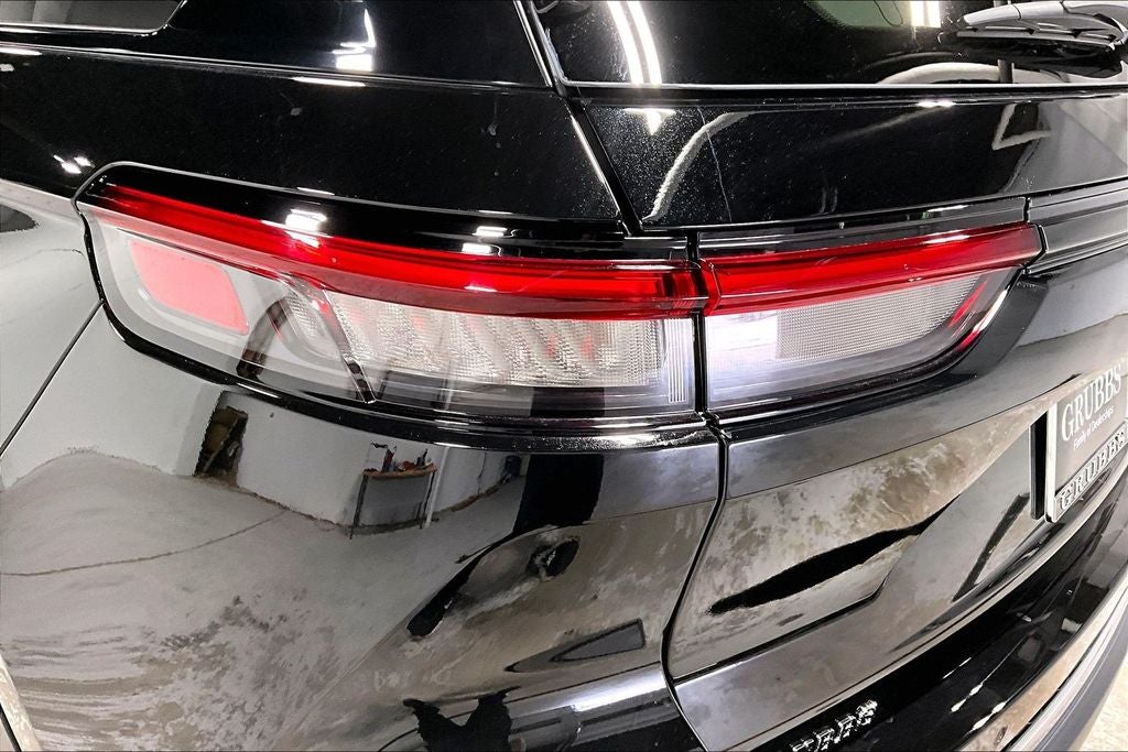 2026 Jeep Grand Cherokee GRAND CHEROKEE LAREDO X 4X2