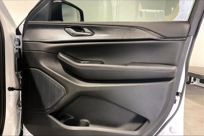 2027 Jeep Grand Cherokee GRAND CHEROKEE LAREDO X 4X2