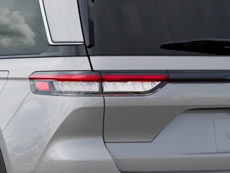 2026 Jeep Grand Cherokee GRAND CHEROKEE LAREDO X 4X2