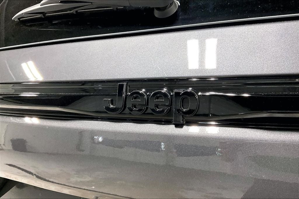 2026 Jeep Grand Cherokee GRAND CHEROKEE LAREDO ALTITUDE 4X2