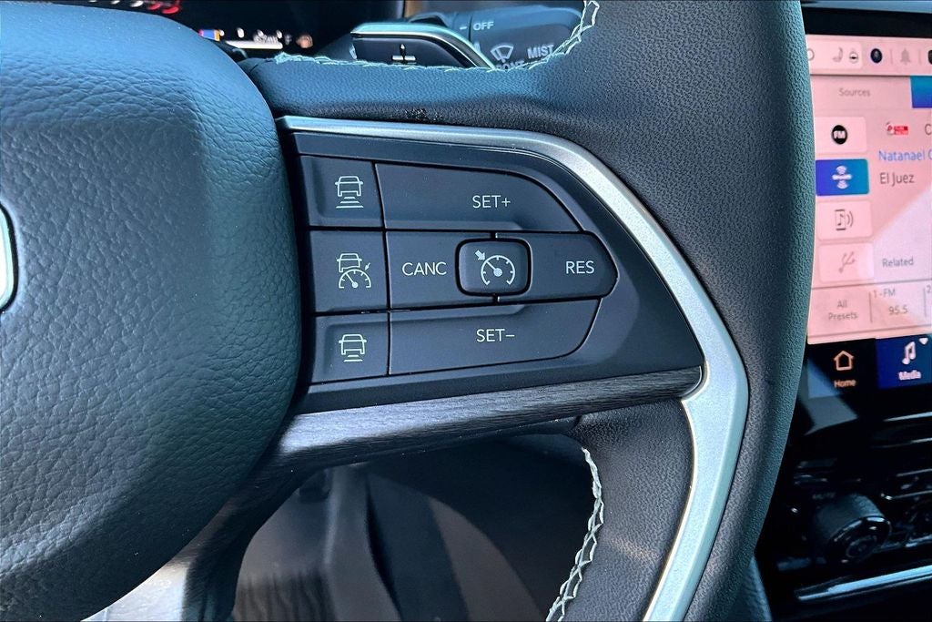 2025 Jeep Grand Cherokee GRAND CHEROKEE LIMITED 4X2