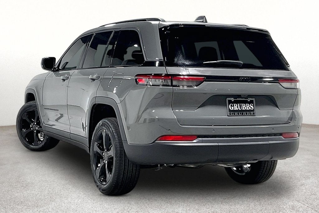 2027 Jeep Grand Cherokee GRAND CHEROKEE LIMITED 4X2