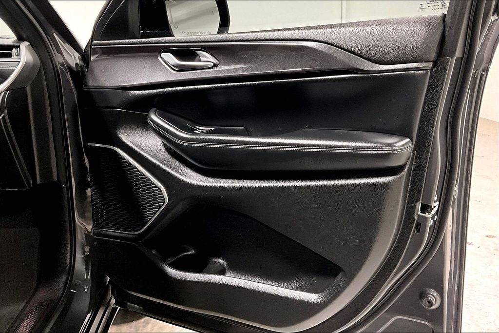 2022 Jeep Grand Cherokee Altitude 4x4