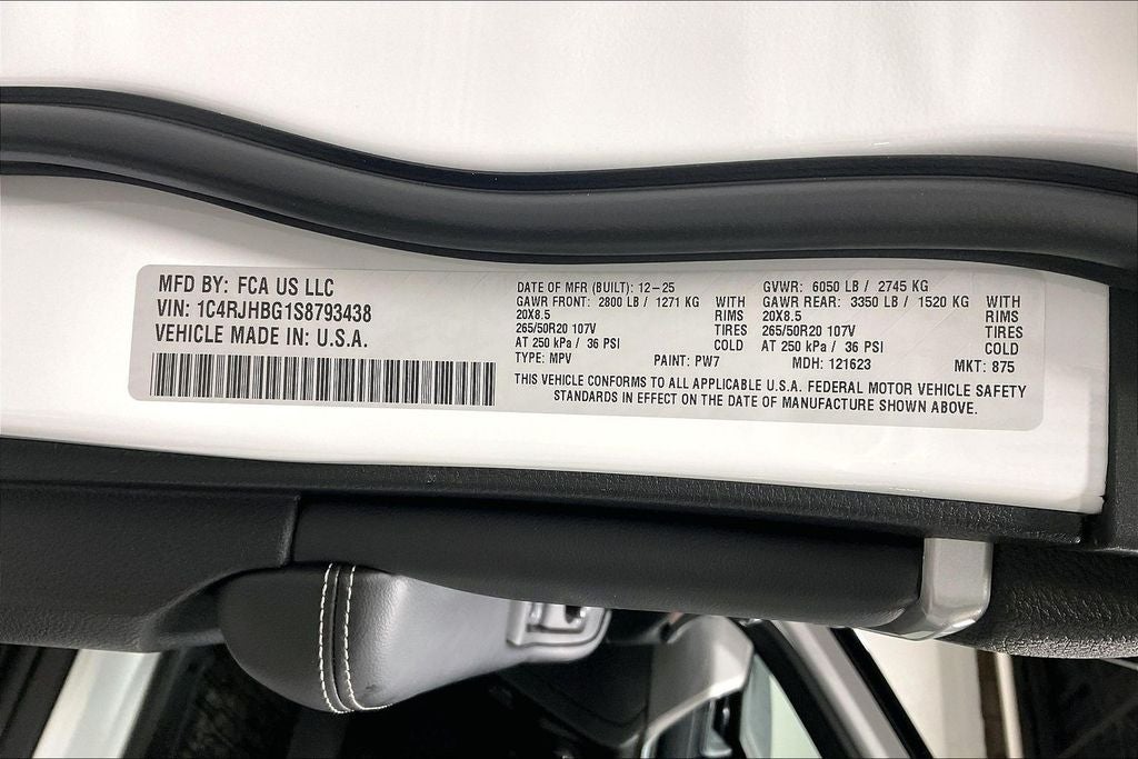 2025 Jeep Grand Cherokee GRAND CHEROKEE LIMITED 4X4