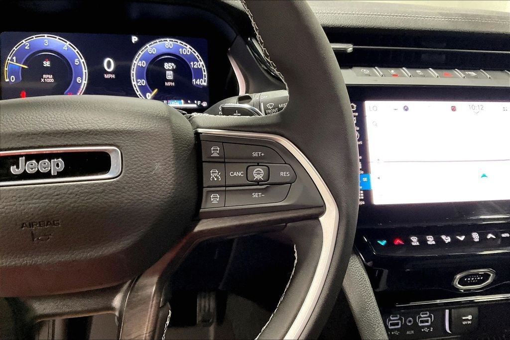 2027 Jeep Grand Cherokee Limited Reserve