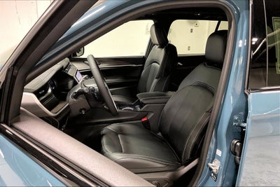 2027 Jeep Grand Cherokee Limited Reserve