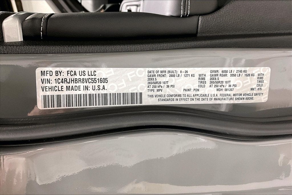 2027 Jeep Grand Cherokee GRAND CHEROKEE LIMITED RESERVE 4X4
