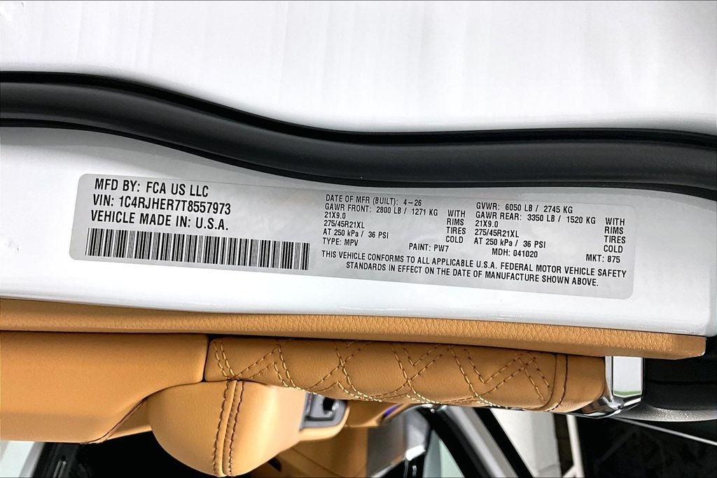 2026 Jeep Grand Cherokee GRAND CHEROKEE SUMMIT 4X4