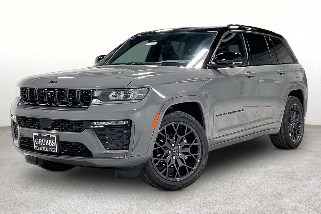 2027 Jeep Grand Cherokee GRAND CHEROKEE SUMMIT 4X4