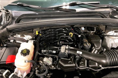 2023 Jeep Grand Cherokee L Laredo 4x2