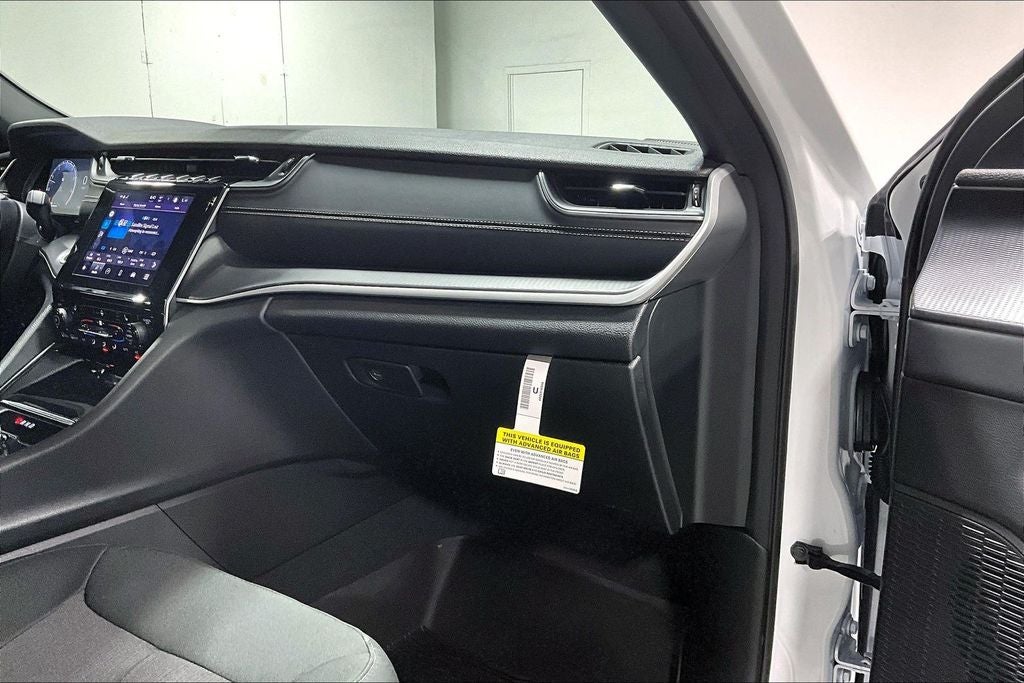 2026 Jeep Grand Cherokee GRAND CHEROKEE L LAREDO X 4X2